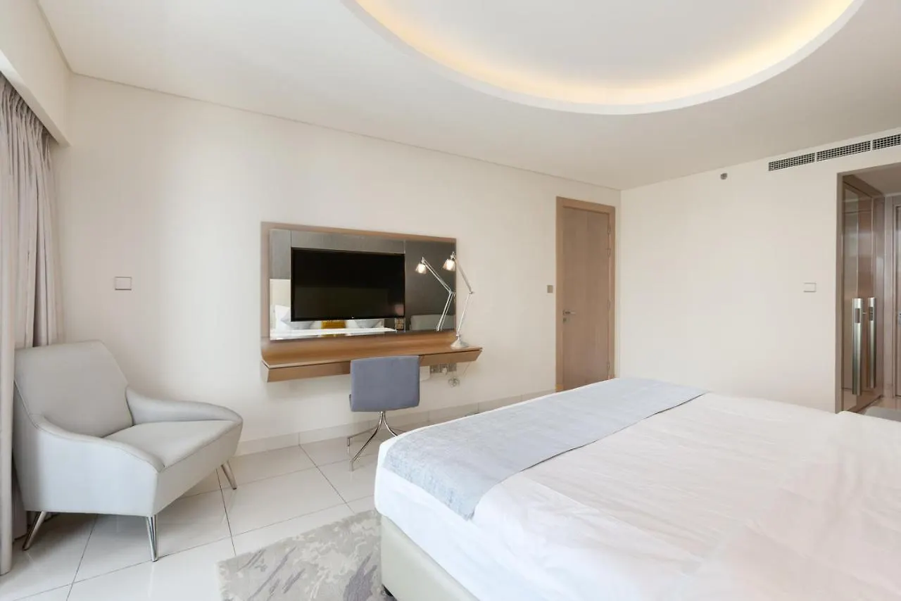 Globalstay Damac Towers By Paramount In Business Bay Dubai Apartment