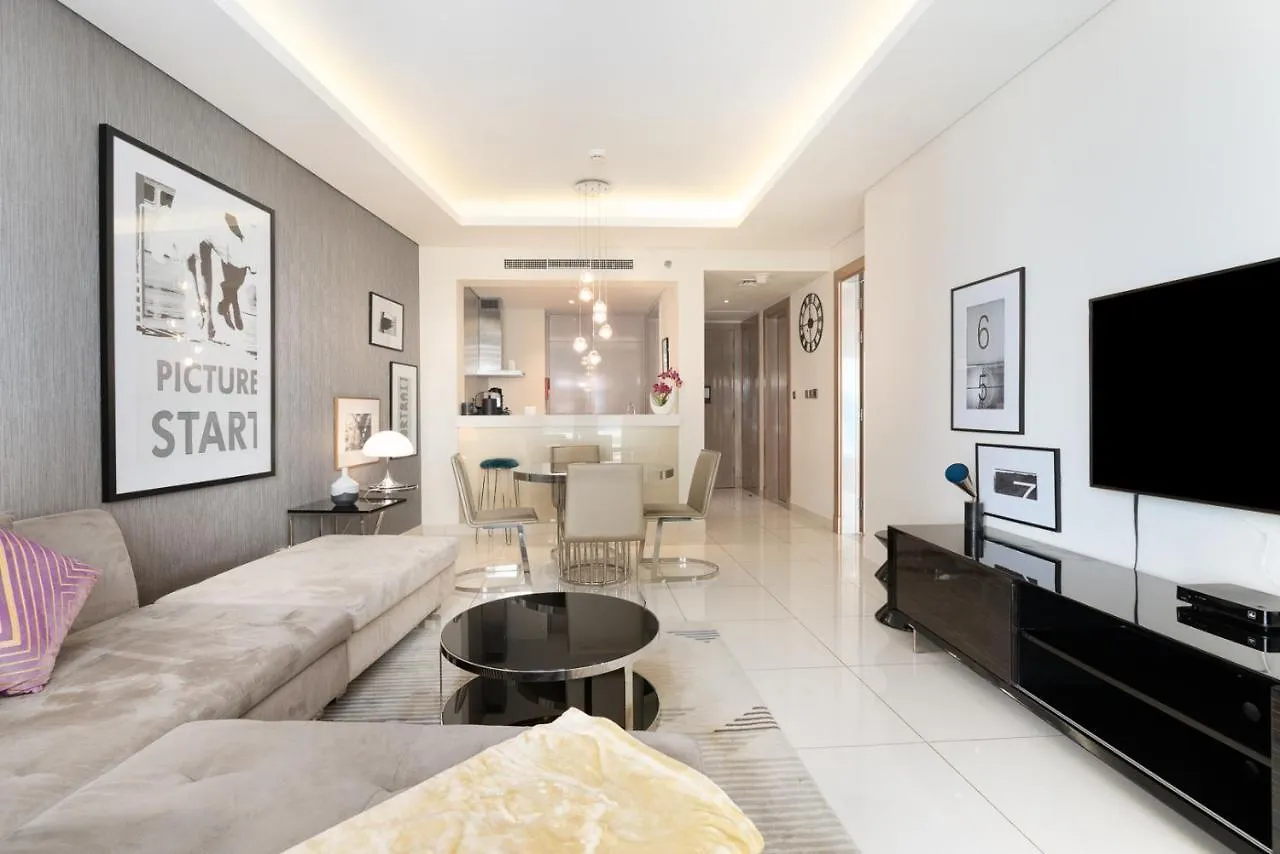 Apartment Globalstay Damac Towers By Paramount In Business Bay Dubai United Arab Emirates