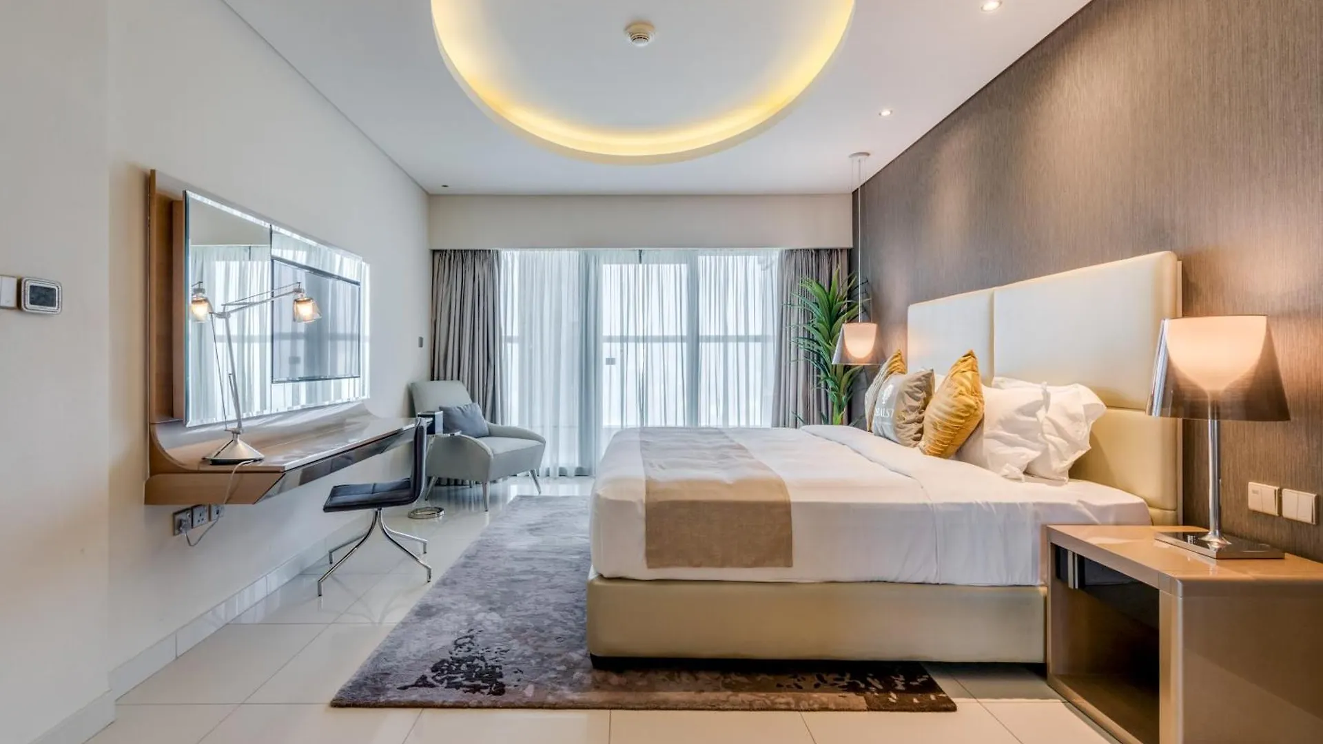Globalstay Damac Towers By Paramount In Business Bay Dubai