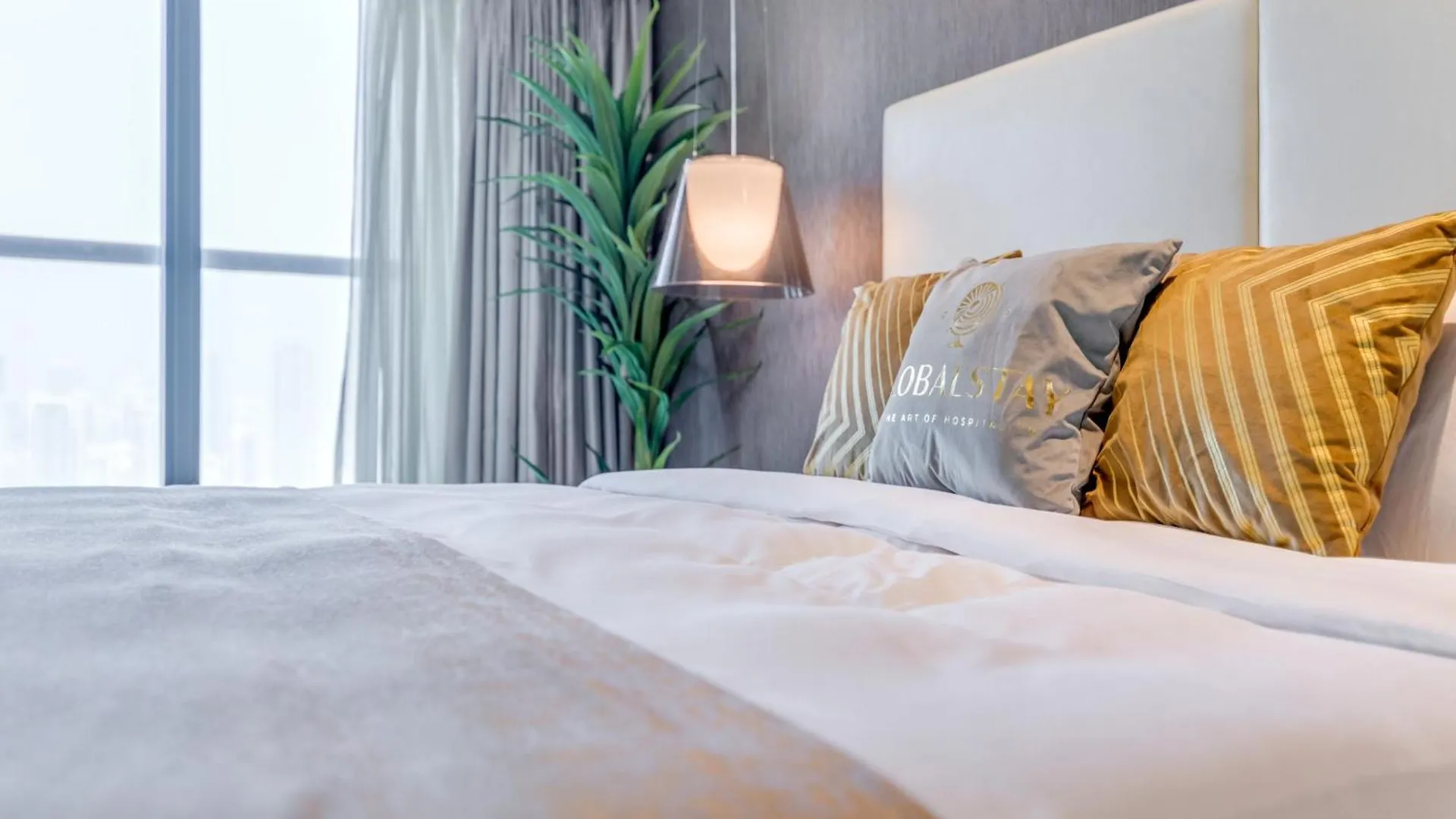 Apartment Globalstay Damac Towers By Paramount In Business Bay Dubai